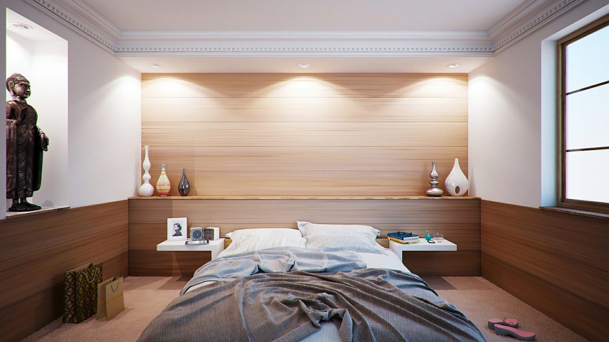 Redesign your bedroom using some easy design tips